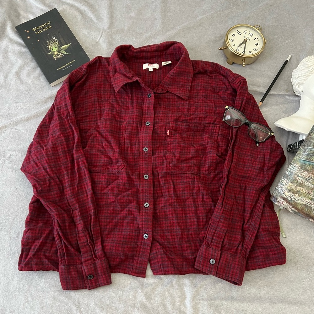 Levi’s Women Flannel